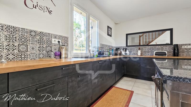 Maison - 175 m² - 7 pièces