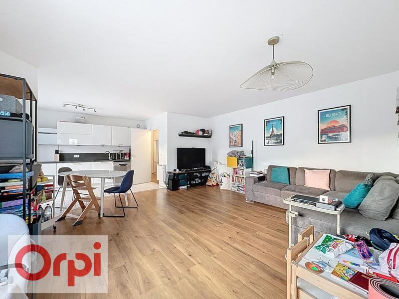 Appartement - 83 m² - 4 pièces