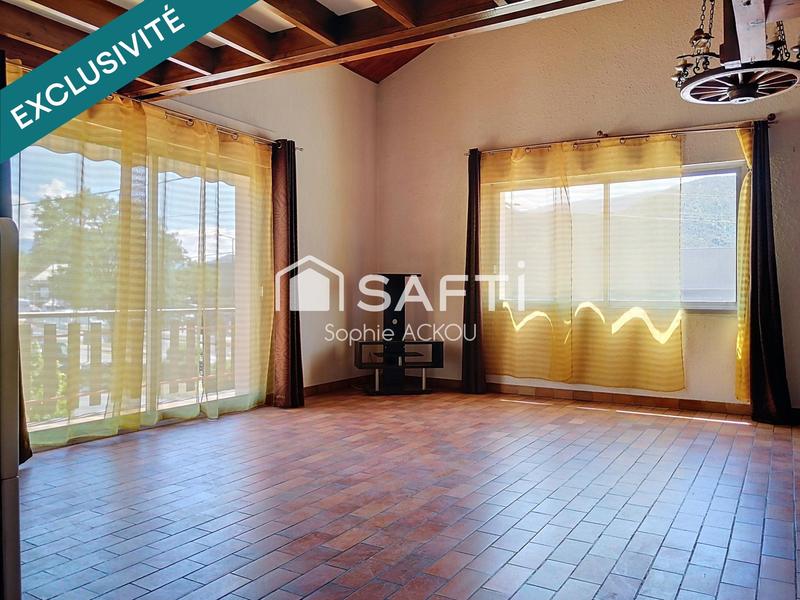 Maison - 315 m² - 7 pièces