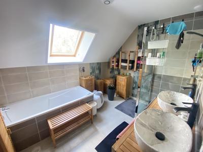 Maison - 82 m² - 4 pièces