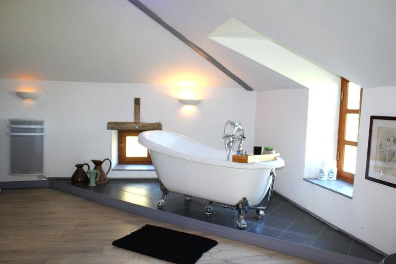 Maison - 534 m² - 13 pièces