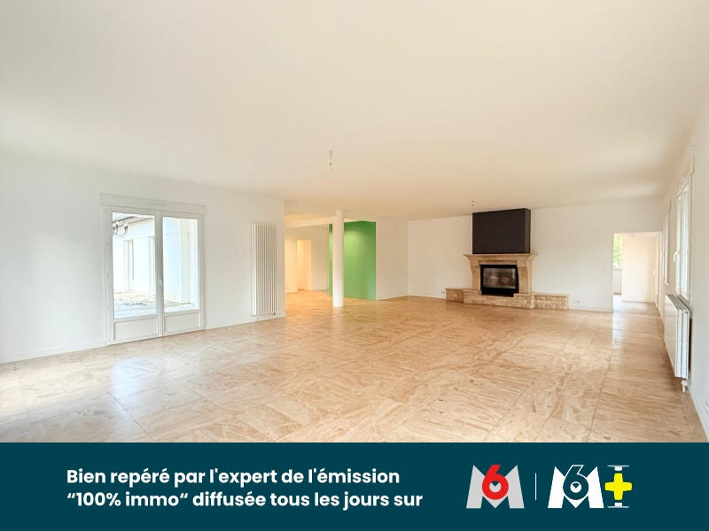 Maison - 450 m² - 9 pièces