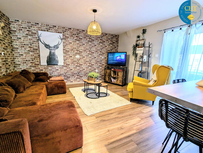 Maison - 230 m² - 6 pièces