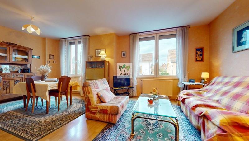 Maison traditionnelle - 73 m² - 4 pièces