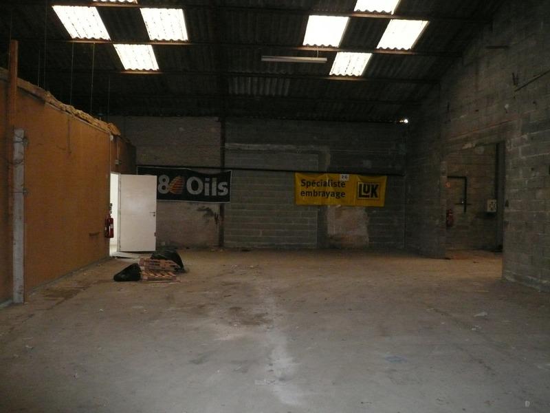 Local commercial - 740 m² - 8 pièces