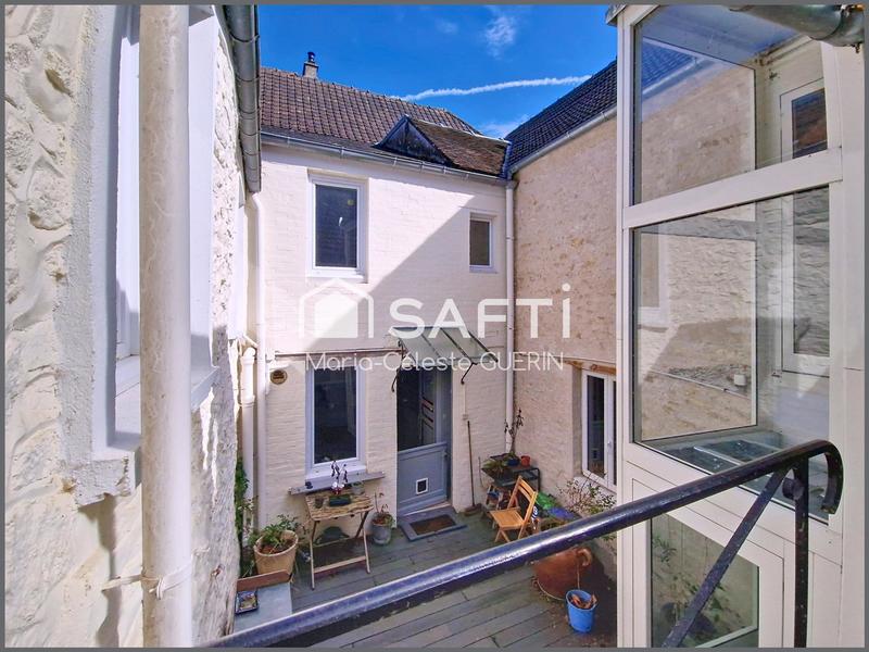 Maison - 144 m² - 8 pièces