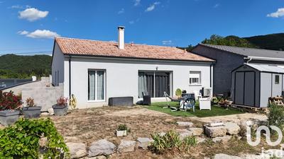 Maison - 94 m² - 4 pièces
