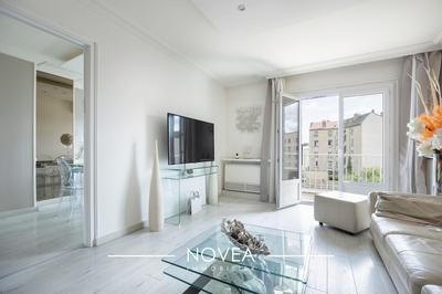 Appartement - 93 m² - 4 pièces