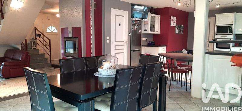 Maison - 143 m² - 6 pièces