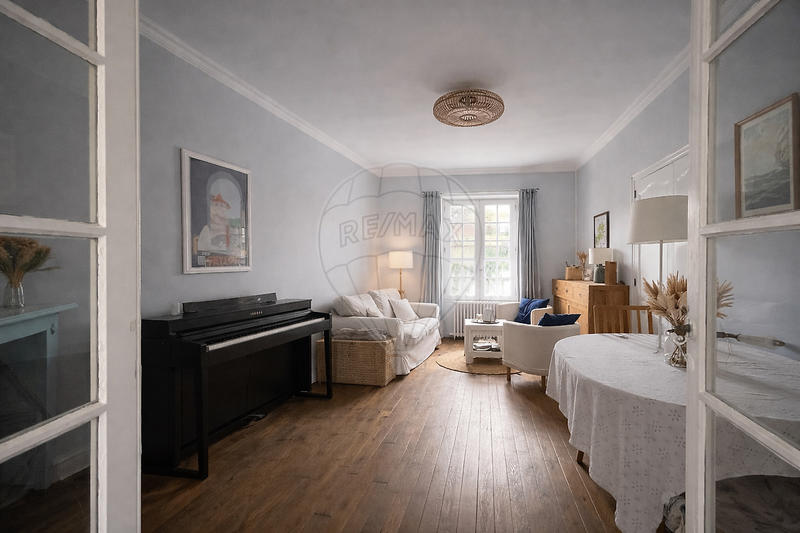 Maison - 80 m² - 5 pièces