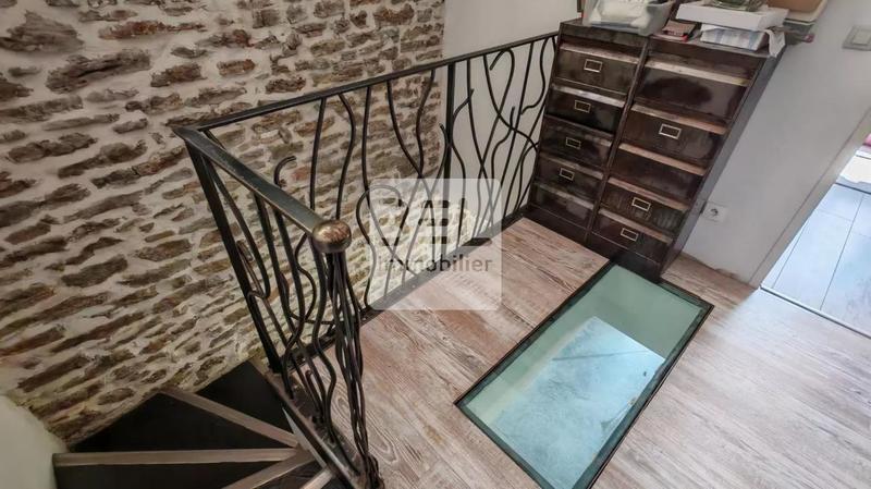 Villa - 198 m² - 6 pièces