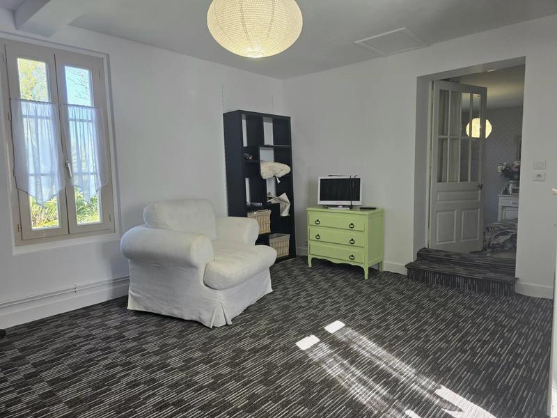 Maison ancienne - 220 m² - 7 pièces