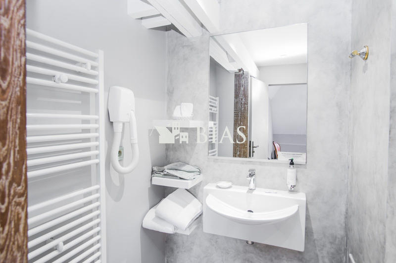 Immeuble - 1 200 m²