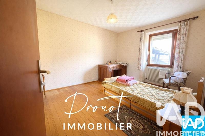 Maison - 176 m² - 8 pièces