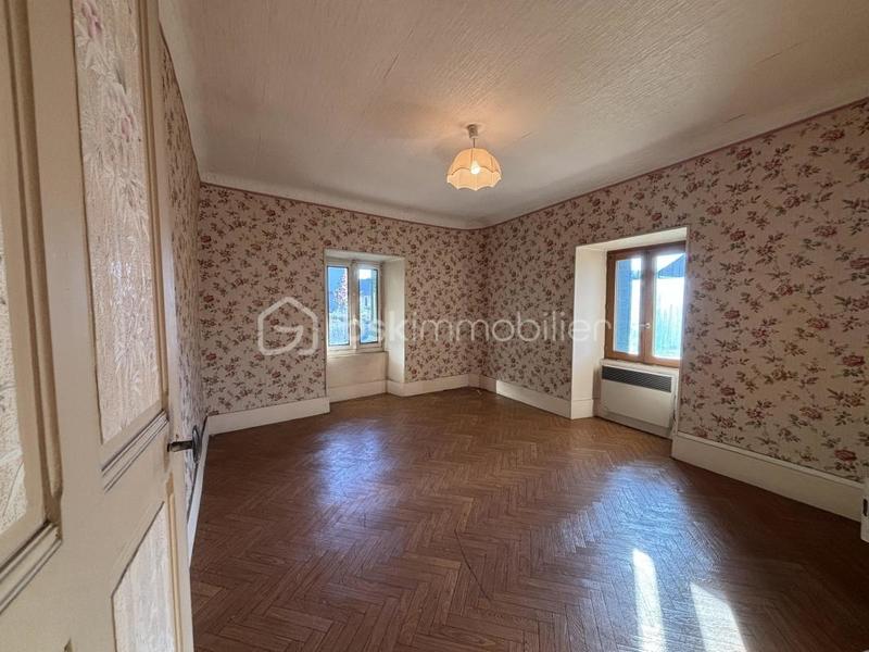 Corps de ferme - 121 m² - 8 pièces