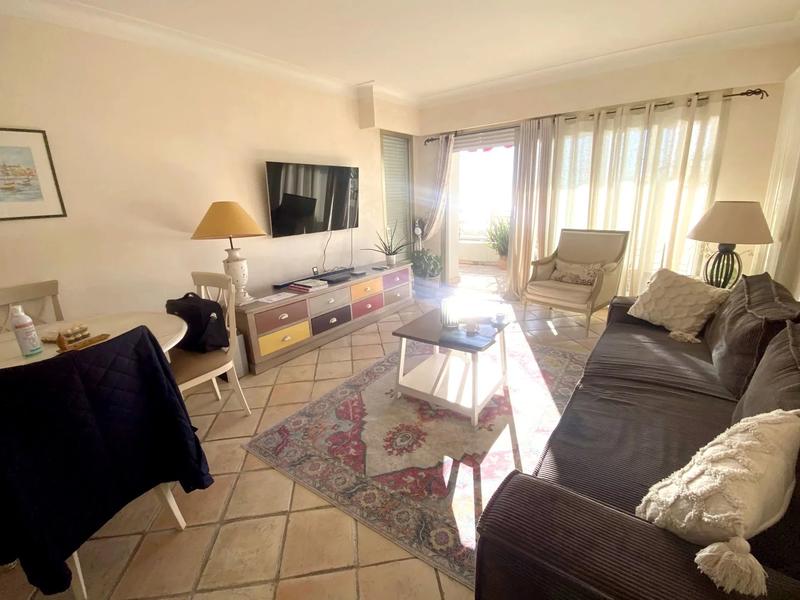 Appartement - 81 m² - 3 pièces