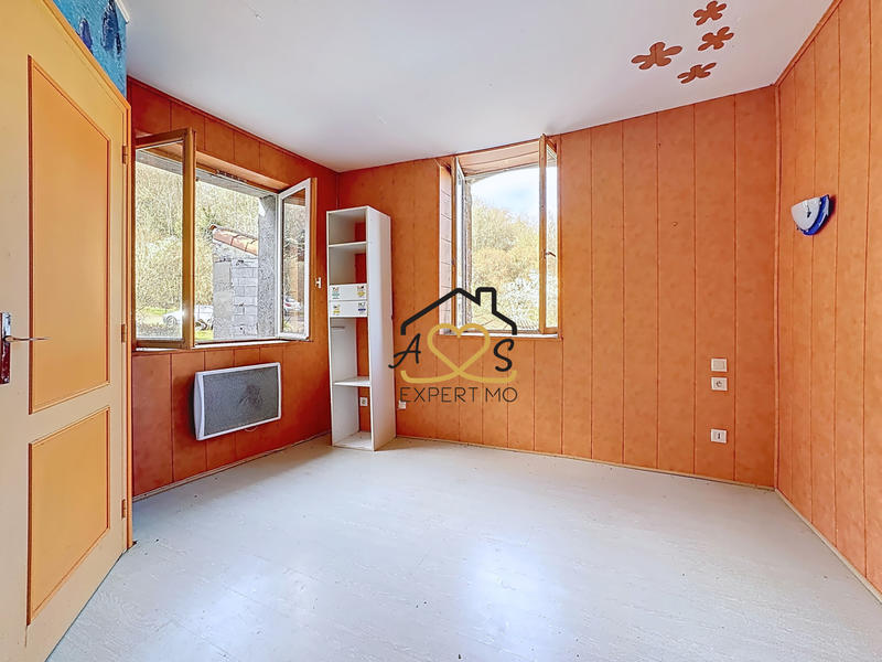 Maison - 94 m² - 6 pièces