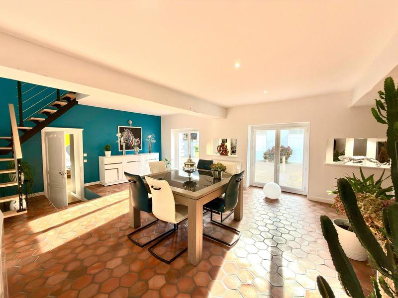 Maison - 149 m² - 5 pièces