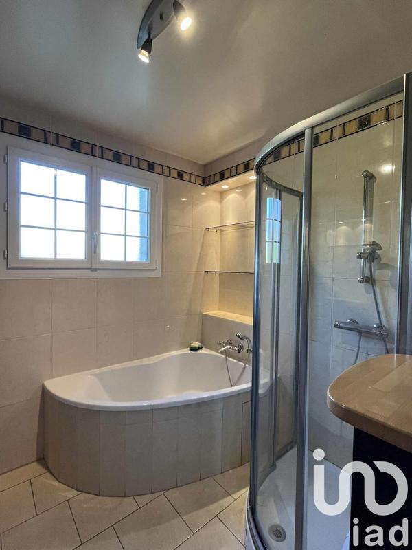 Maison - 112 m² - 6 pièces