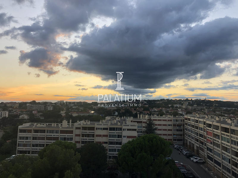 Appartement - 80 m² - 4 pièces