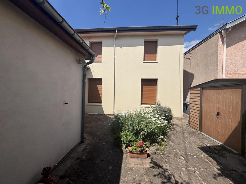 Maison - 122 m² - 5 pièces