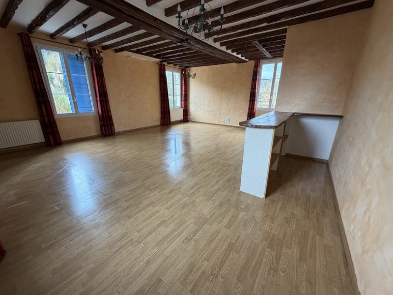 Maison - 250 m² - 7 pièces