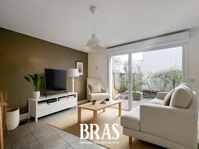 Maison - 88 m² - 4 pièces