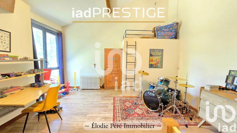 Maison - 236 m² - 6 pièces