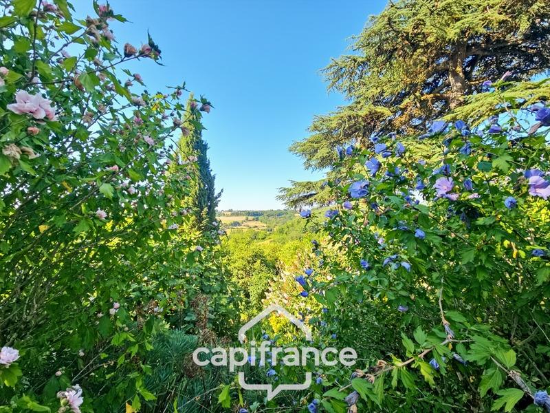 Propriété - 474 m² - 14 pièces