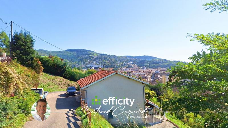 Maison - 90 m² - 4 pièces