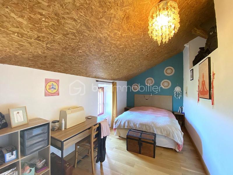 Maison traditionnelle - 157 m² - 5 pièces