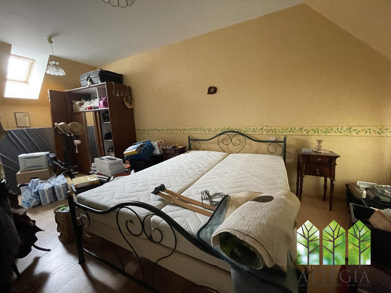 Maison ancienne - 255 m² - 9 pièces