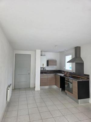 Maison - 83 m² - 5 pièces