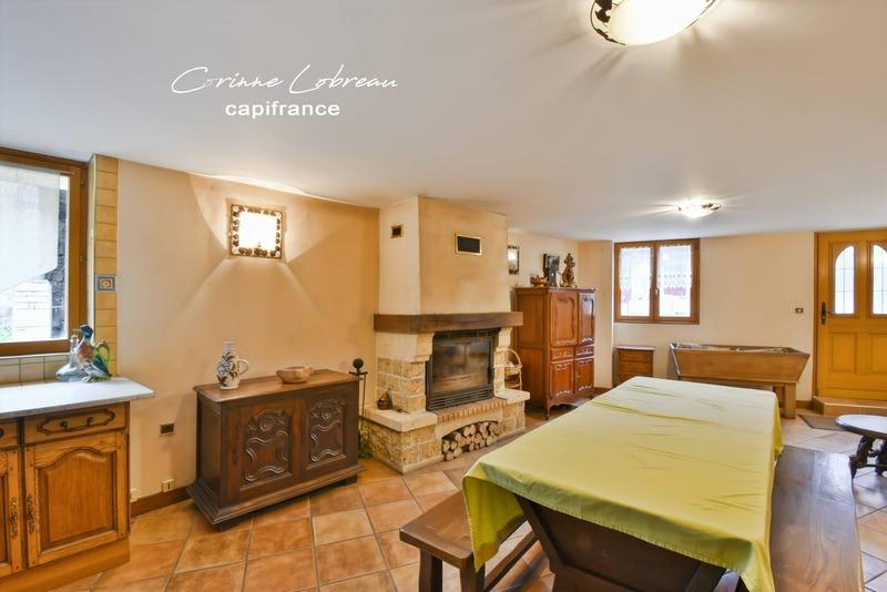 Maison de village - 224 m² - 7 pièces