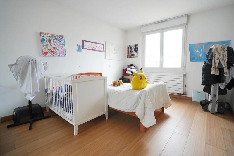 Maison - 166 m² - 7 pièces