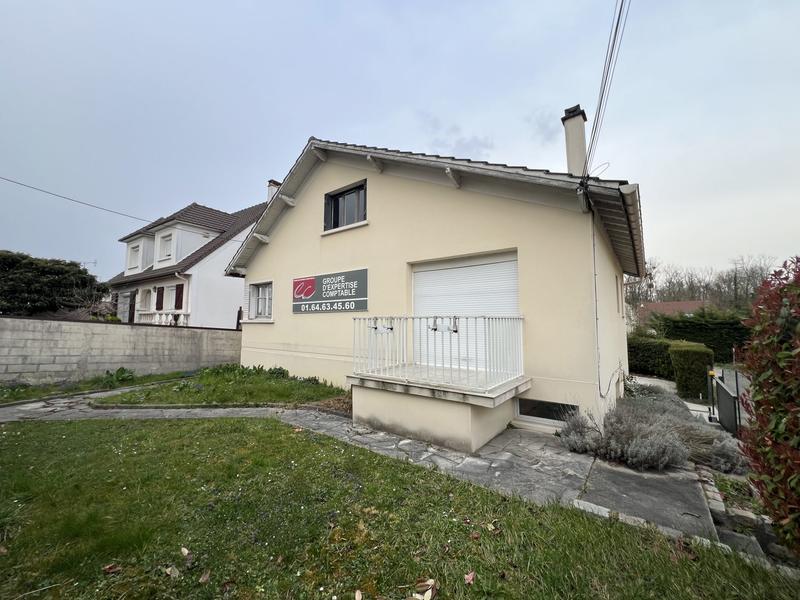 Local d'activités - 190 m²