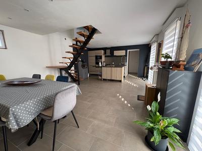 Maison - 117 m² - 4 pièces