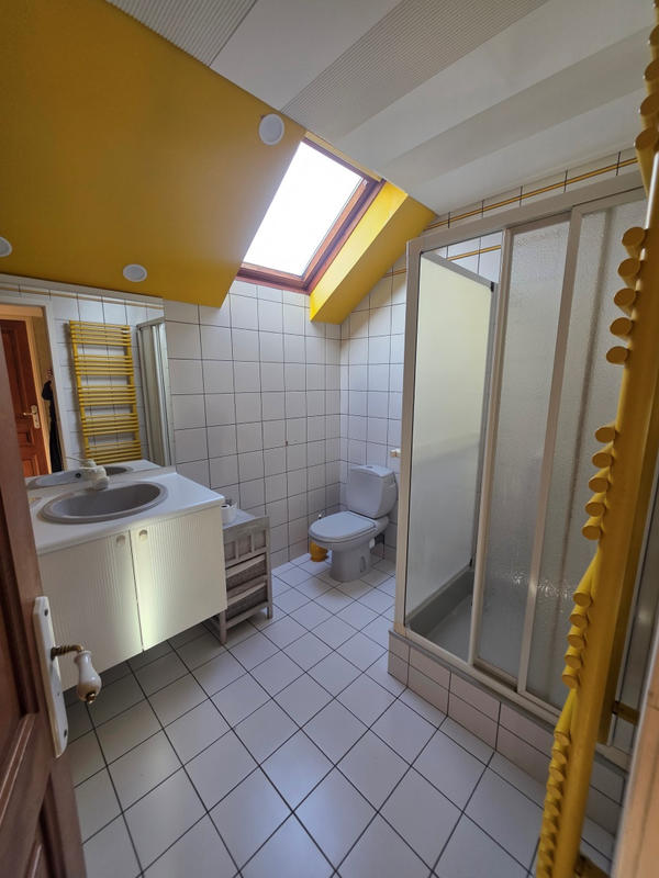 Propriété - 213 m² - 8 pièces