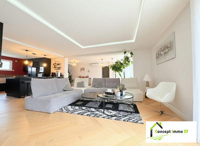 Maison contemporaine - 185 m² - 8 pièces