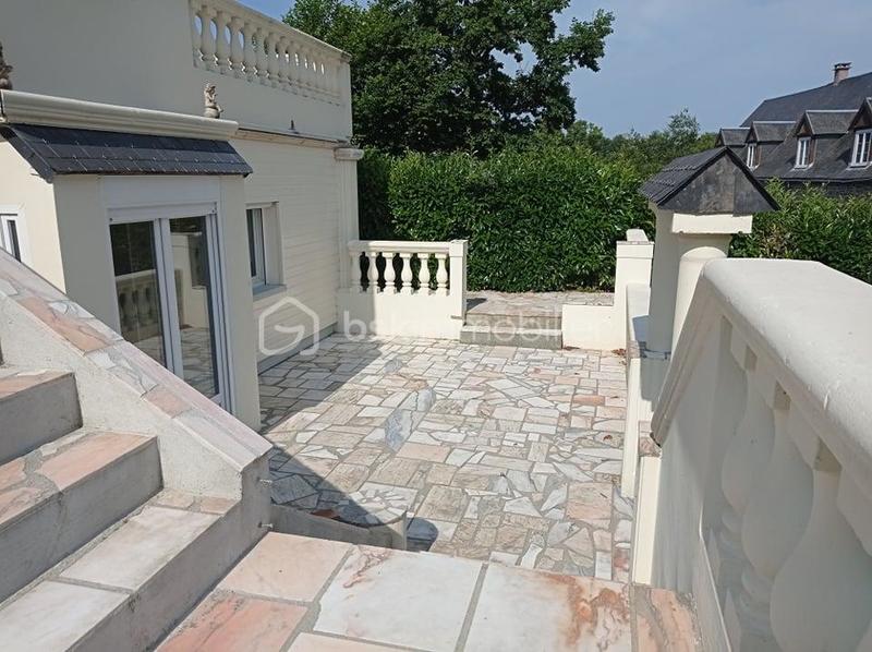 Maison de village - 140 m² - 5 pièces
