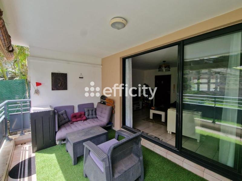 Appartement - 60 m² - 2 pièces