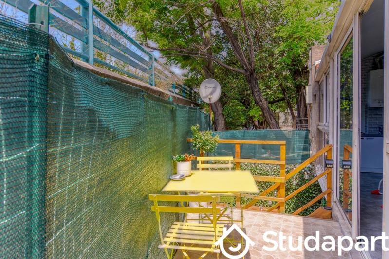 Chambre - 10 m² - 1 pièce