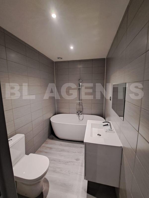 Maison - 189 m² - 7 pièces