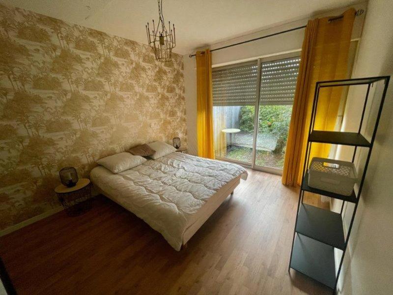 Pavillon - 230 m² - 8 pièces