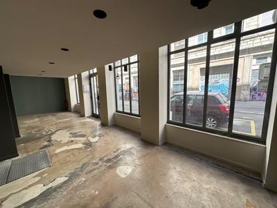 Bureau - 100 m² - 2 pièces