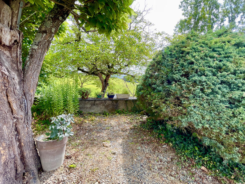 Maison - 210 m² - 9 pièces