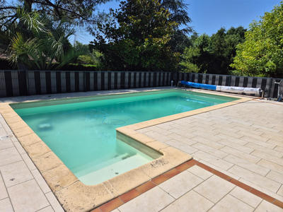 Maison - 209 m² - 7 pièces