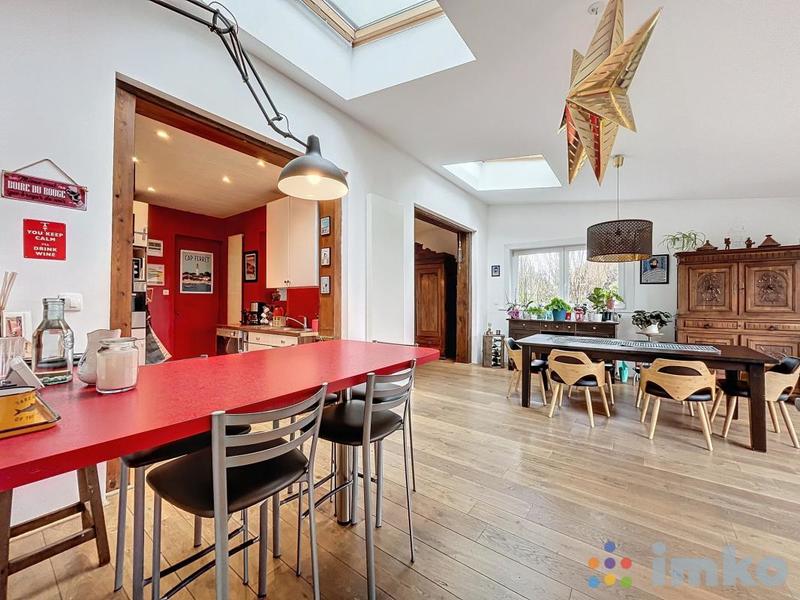 Maison - 140 m² - 5 pièces