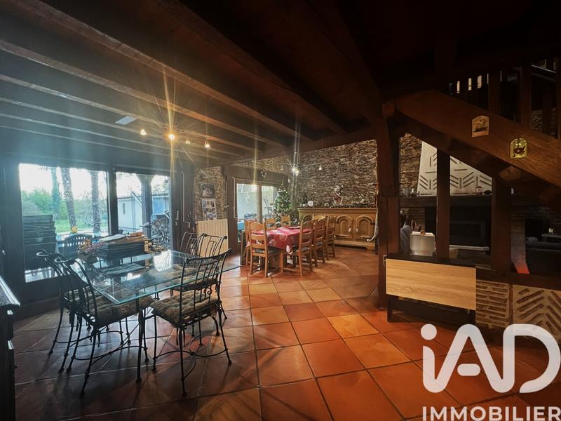 Maison - 184 m² - 4 pièces