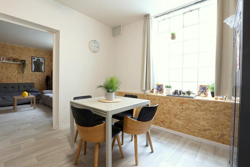 Maison - 320 m² - 11 pièces